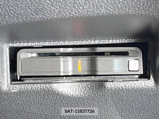 Toyota PRIUS 2020-03 281948-7