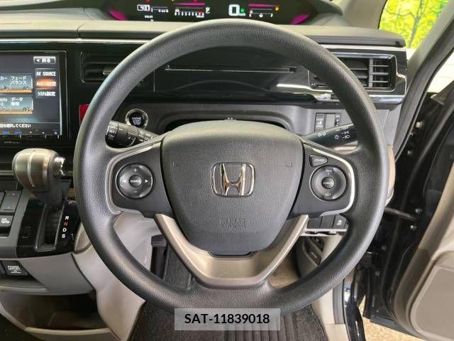 Honda STEP WGN 2016-01 286096-11