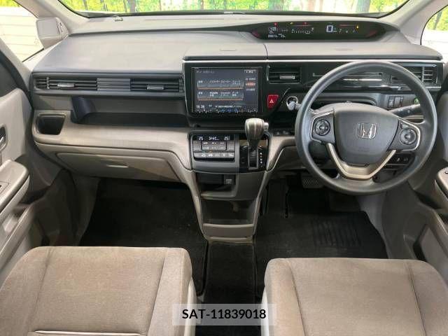 Honda STEP WGN 2016-01 286096-1