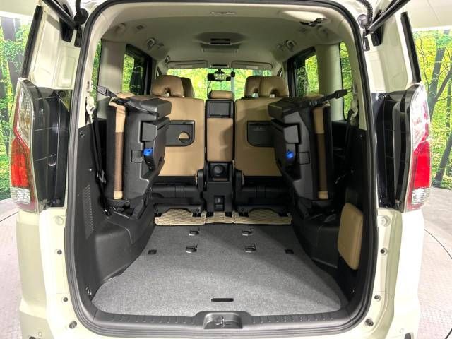 Nissan SERENA 2016-10 181178-10