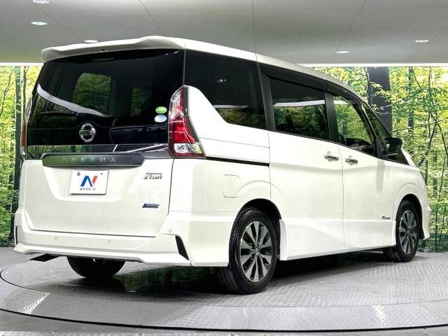 Nissan SERENA 2016-10 181178-17