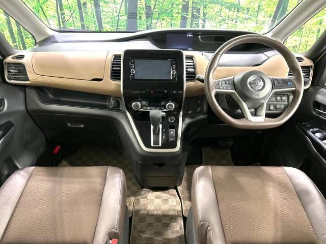 Nissan SERENA 2016-10 181178-1