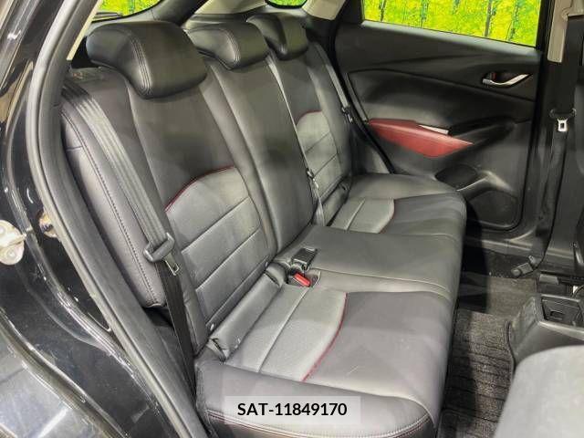 Mazda CX-3 2016-10 358428-9