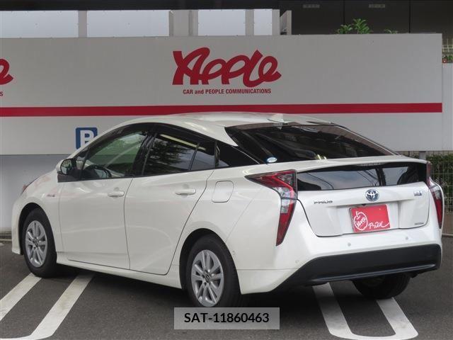 Toyota PRIUS 2019-01 349865-1
