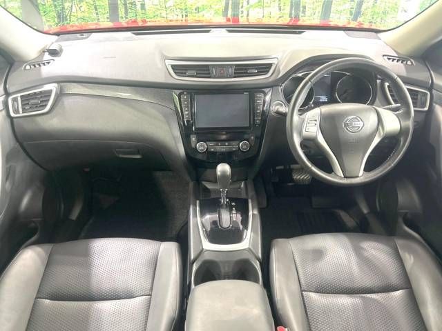 Nissan X-TRAIL 2015-06 194151-1