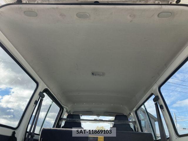 Mazda BONGO VAN 2011-03 212610-12