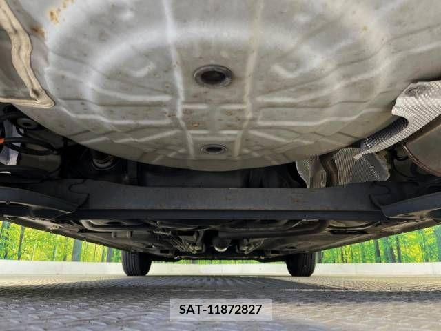 Nissan NOTE 2013-10 342657-19