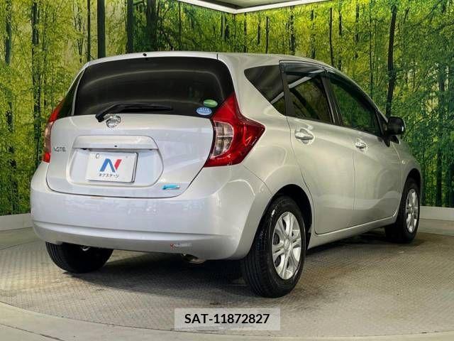 Nissan NOTE 2013-10 342657-17