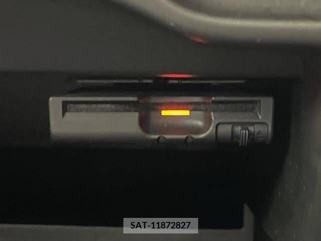 Nissan NOTE 2013-10 342657-5