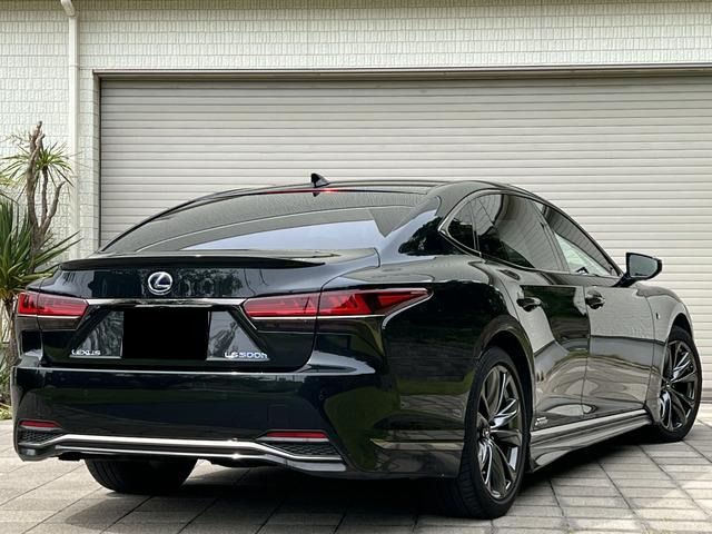 Lexus LS 2018-01 467-1