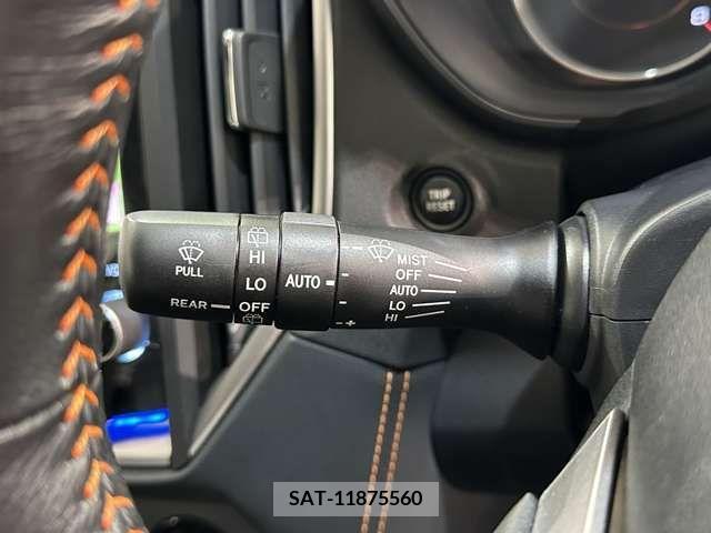 Subaru XV 2017-08 290811-16
