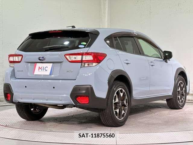 Subaru XV 2017-08 290811-8