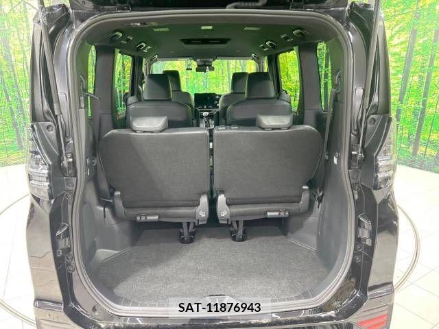 Toyota VOXY 2023-10 289006-11