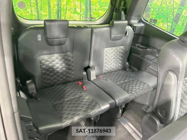 Toyota VOXY 2023-10 289006-10