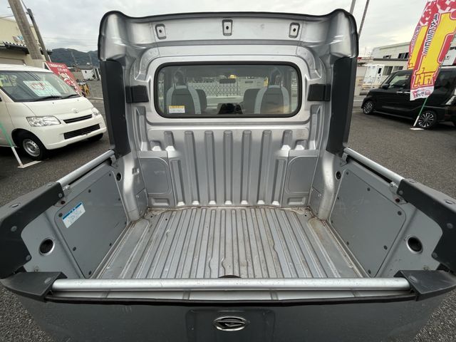 Daihatsu HIJET VAN 2017-07 13170-9