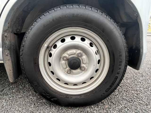 Daihatsu HIJET VAN 2017-07 13170-23