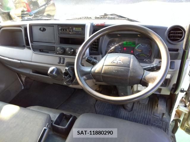 Mitsubishi CANTER 2016-08 396008-2