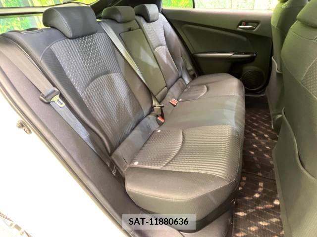 Toyota PRIUS 2018-03 281707-10