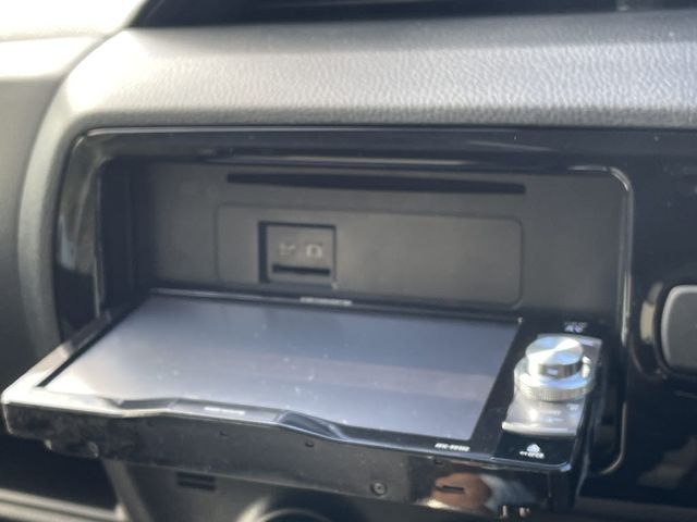 Toyota VITZ 2017-07 27483-14