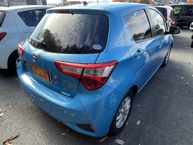 Toyota VITZ 2017-07 27483-2