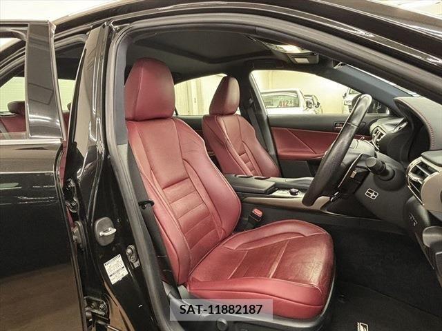 Lexus IS 2014-03 354095-6