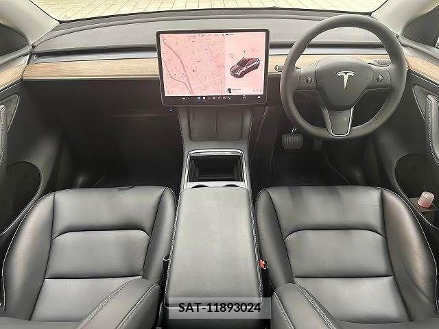Tesla MODEL Y 2022-09 287618-1