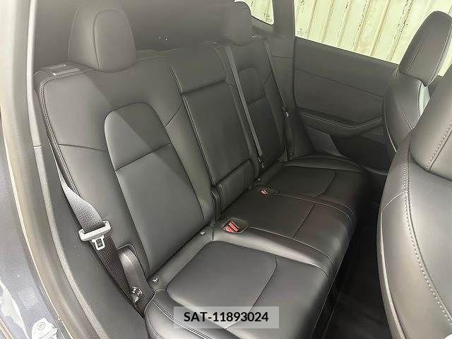 Tesla MODEL Y 2022-09 287618-12