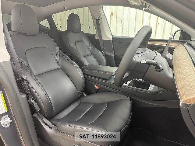 Tesla MODEL Y 2022-09 287618-11