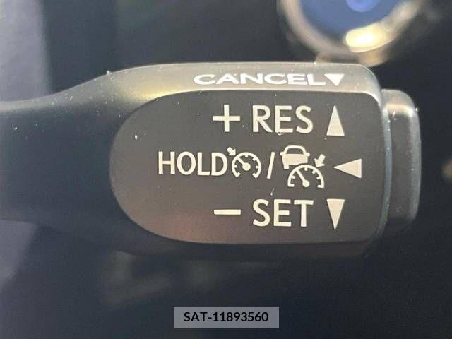 Toyota PRIUS 2016-09 282104-4