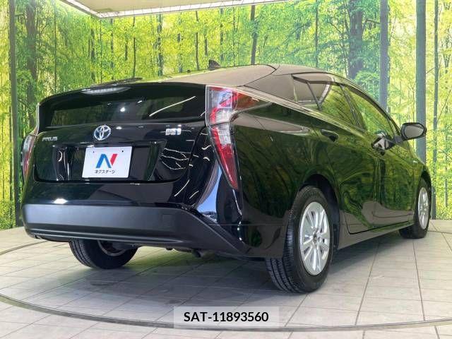 Toyota PRIUS 2016-09 282104-17