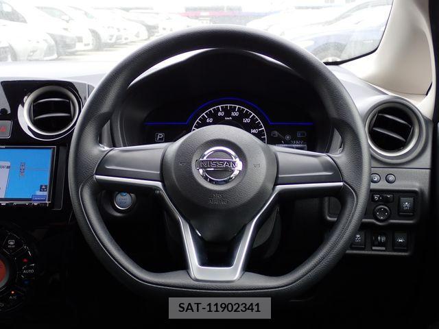 Nissan NOTE 2019-12 208728-3