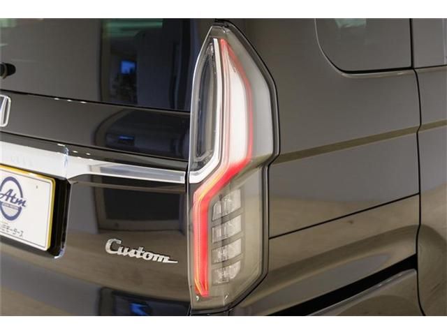 Honda N BOX CUSTOM 2023-03 5372-28