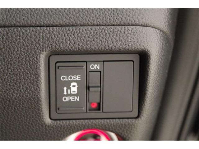 Honda N BOX CUSTOM 2023-03 5372-2