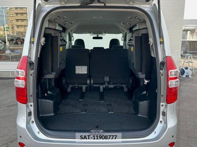 Toyota NOAH 2013-08 365153-14