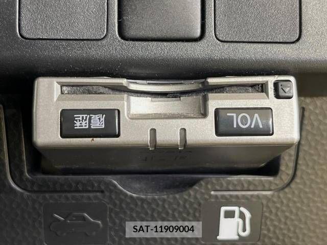 Toyota ROOMY 2021-01 205151-7