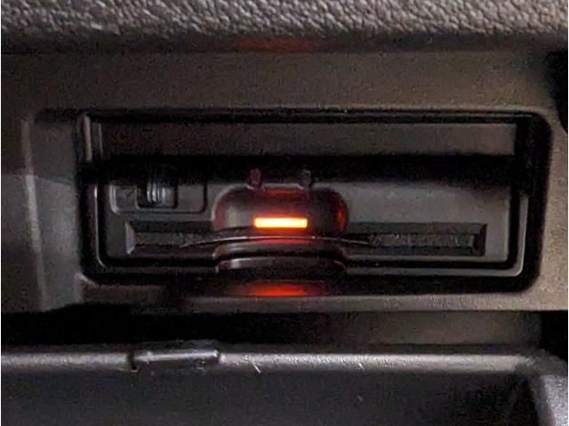 Nissan SERENA 2018-08 25329-7