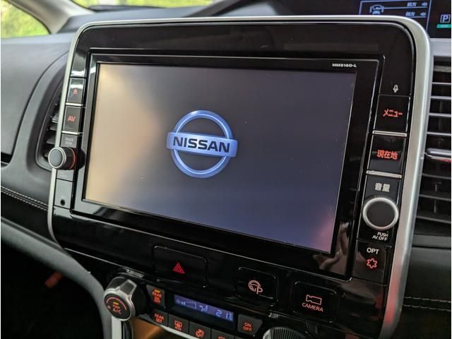 Nissan SERENA 2018-08 25329-2