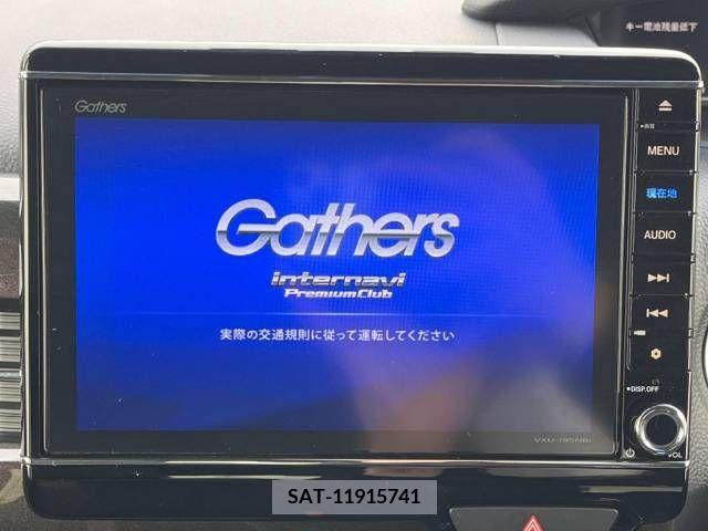 Honda N BOX CUSTOM 2019-05 215837-2