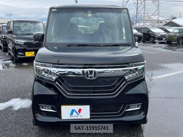 Honda N BOX CUSTOM 2019-05 215837-14