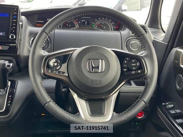 Honda N BOX CUSTOM 2019-05 215837-11