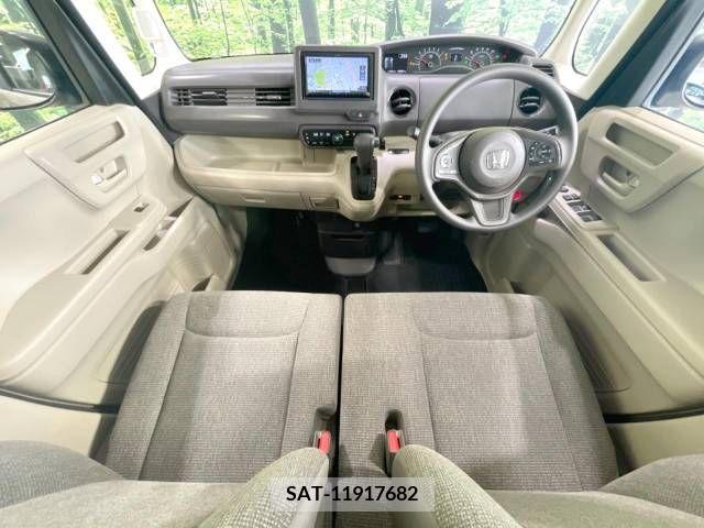 Honda N BOX 2019-09 349808-1