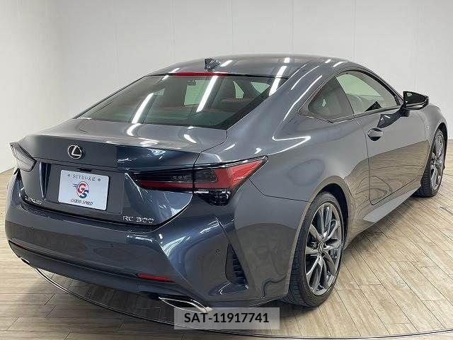 Lexus RC 2021-03 300003-15