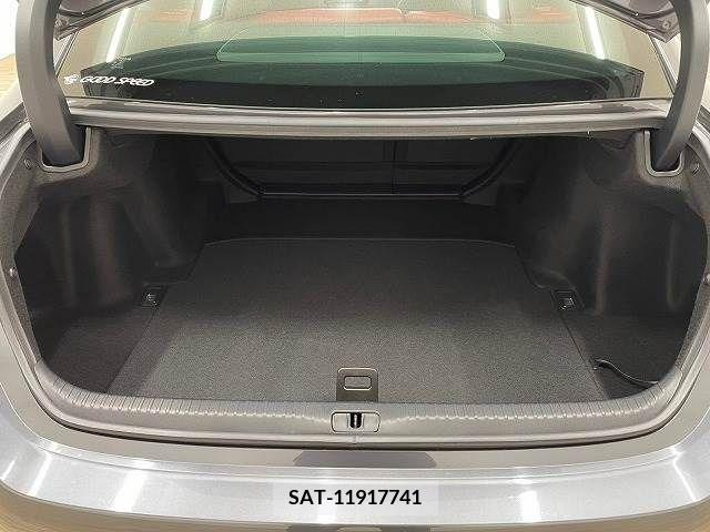 Lexus RC 2021-03 300003-12