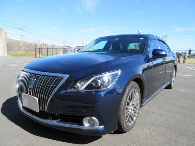 Toyota CROWN MAJESTA 2014-02 13307-0