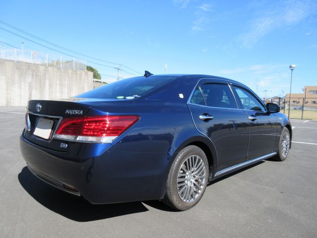 Toyota CROWN MAJESTA 2014-02 13307-15