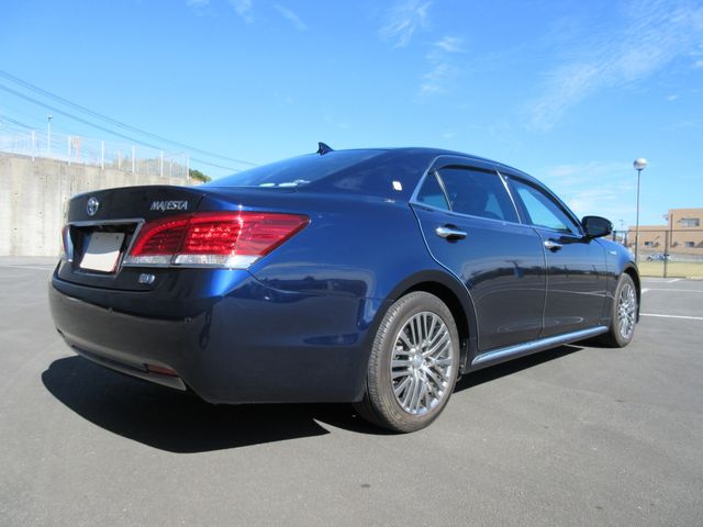 Toyota CROWN MAJESTA 2014-02 13307-14