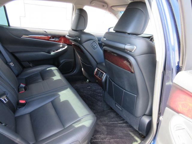Toyota CROWN MAJESTA 2014-02 13307-25