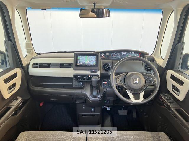 Honda N BOX 2022-06 340225-1