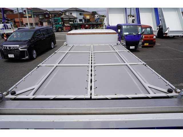 UD Trucks KAZET 2020-08 7490-15
