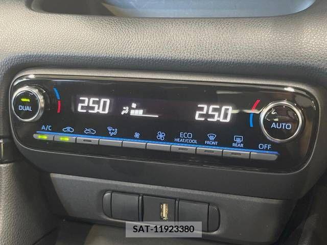 Toyota YARIS 2020-11 304813-7